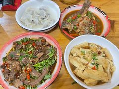 -老三样·美食研究中心(世贸路店)