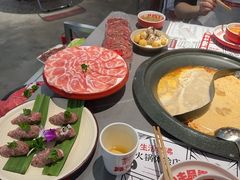 -生活如沸·顺德水牛奶火锅(大学路店)