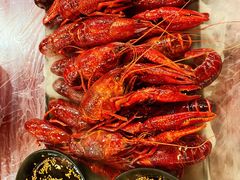 -肥肥虾庄·金牌油焖大虾(汉口城市广场店)
