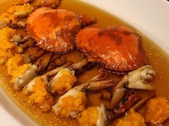 鸡油花雕蒸三门蟹-杭州西子湖四季酒店·金沙厅