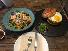 -HIGH FIVE哈福手工汉堡(桂林路店)