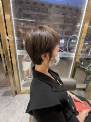 -一東造型烫发染发