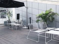 -UNI UNI(环亚凯瑟琳店)