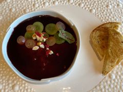 露杰鹅肝配车厘子和红酒黑提汁-福楼法餐厅FLO