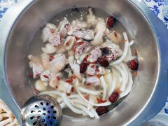 -范饭椰林川湘味海鲜·椰子鸡(三亚湾椰梦长廊店)