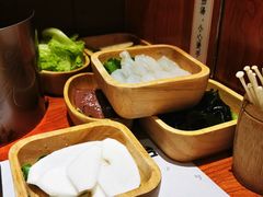 -独食火锅·半米屋台(直营总店)