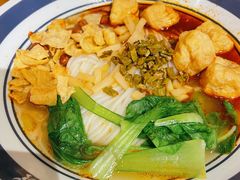 -霸蛮湖南菜·牛肉粉(荣京西街店)