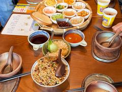 -包整·丝娃娃(一览甲秀楼风景店)