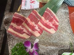 -喜牛烧肉酒场·黑金店(威高广场店)