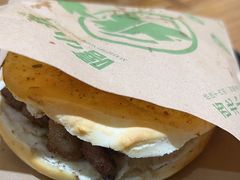 辣皮子羊肉串夹饼-嘻小北·兰州清汤牛肉面(太平洋森活天地店)