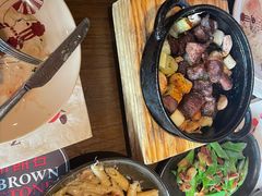 -BROWNSTONE布朗石西班牙餐厅(富城店)