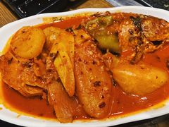 鲫鱼炖土豆-韩阳王石板烤肉