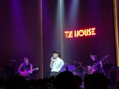 -TZ House音乐现场(来福士中心店)