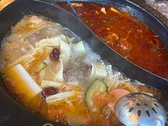 -小志家.野生菌鲜切牦牛肉牛杂火锅