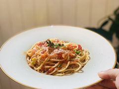 -Rabbit Cafe私房西餐甜点咖啡(栖霞路店)