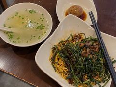 开洋葱油拌面-东泰祥生煎馆(陕西南路店)