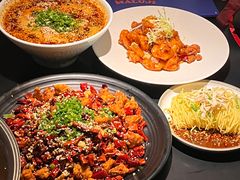 -麻六记(凤凰汇店)