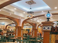 大堂-清真·玛丽亚新疆菜主题餐厅(浙江中路店)