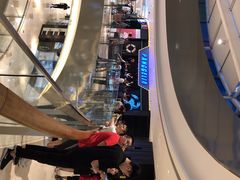 -宝龙城(杭州滨江店)