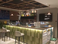 -秋果酒店(北京中日友好医院和平里地铁站店)