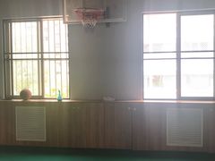 -悦动体能篮球羽毛球网球(三里河店)