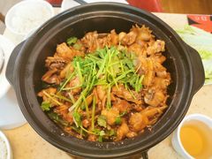 -芳村榕树头叹佬鸡煲(体育西店)