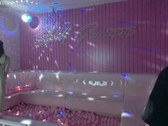 -范特西FANTASY量贩式KTV(民主广场店)