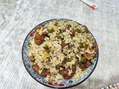 -老头爱马仕酸豇豆炒饭(丰富路店)