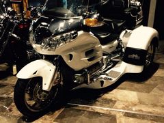 iphone_upload_pic-苏州金鸡湖中茵皇冠假日酒店