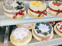 -花花卷卷·鲜食蛋糕(静安久光百货店)