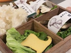 -椰子湾·海南火锅·糟粕醋·椰子鸡(正大广场店)