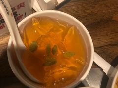-龙巢盱眙龙虾·牛蛙·烧烤宵夜(八卦岭店)