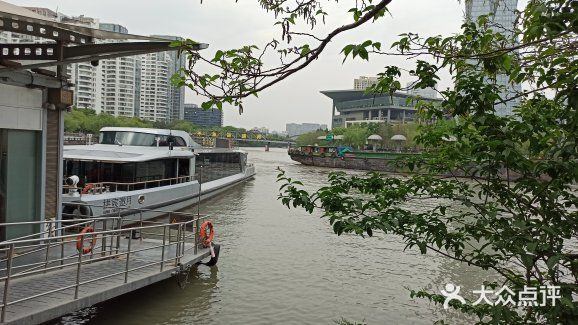 运河游船(武林门码头)图片