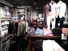 -Abercrombie&Fitch(德基广场店)