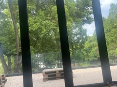 -J Create城市露营咖啡·简餐·宠物(上海动物园店)