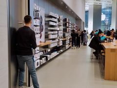 -Apple零售店(华贸购物中心店)