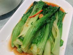 豆豉鲮鱼油麦菜-亢龙太子酒轩(东湖店)