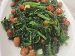 -彭记铁锅肥肠(东四总店)