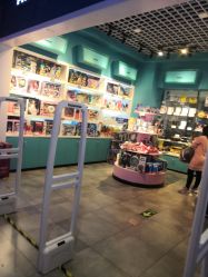 -LuckyStar幸运星家庭娱乐中心(东莞国贸店)
