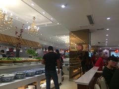 -泉福居酱骨头自助广场(南大街商业步行街店)