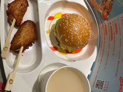 -海底捞火锅(八佰伴店)