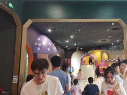 -MELAND CLUB亲子乐园·派对·餐厅(北京芳圆里ID MALL店)
