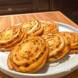 两个女生要了四份素菜一份 一份土豆粉 一份葱油饼