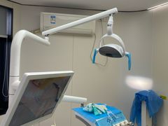 -登特口腔医院(鼓楼东街口店)