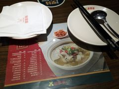 -豪享来中西餐厅(延安东路店)