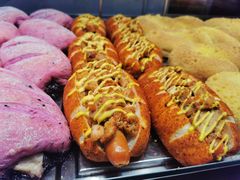 麻辣小龙虾热狗包-LELECHA乐乐茶(美罗城店)