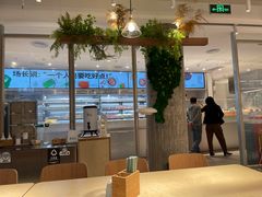 大堂-老乡鸡(上海白玉兰广场店)