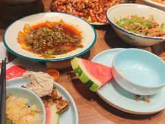 -川流不息·地道川菜·小龙虾(新松江路店)