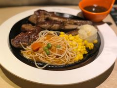 -豪客来牛排(重庆三峡广场步行街1704店)