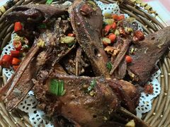 香辣鸭下巴-铁头烧菜馆(立新路店)